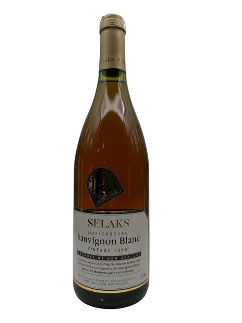 Flaske af Selaks Sauvignon Blanc 1998 med etiket