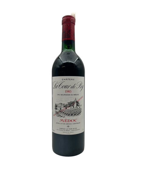 Flaske af Château La Tour de By 1985 rødvin