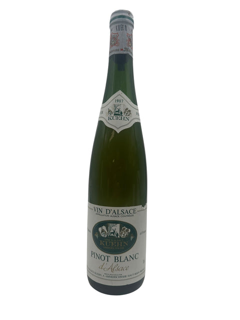 Flaske af Pinot Blanc Kuehn 1987 hvidvin fra Alsace