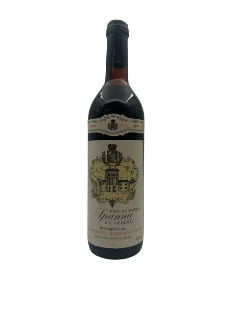 Flaske af Spanna rødvin 1978 fra Piemonte