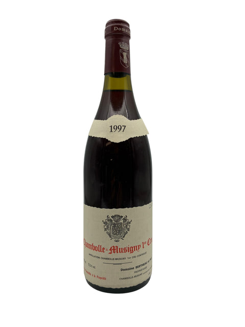 Flaske af Chambolle-Musigny Domaine Bertheau 1997 rødvin