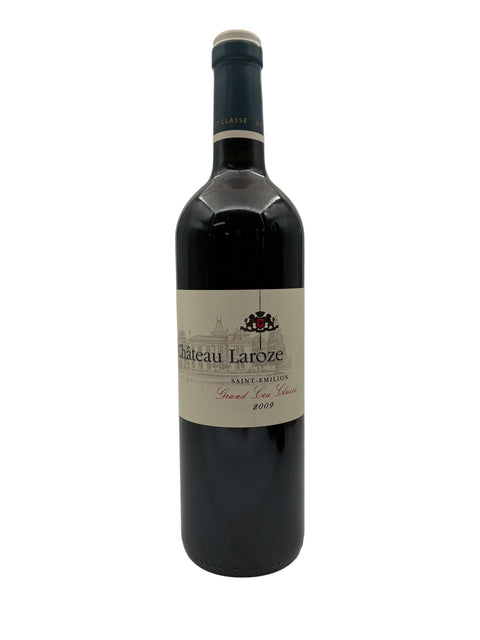 Flaske af Château Laroze 2009 rødvin fra Saint-Emilion