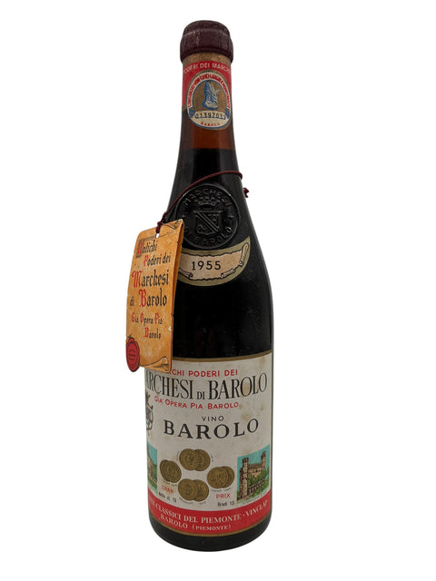 Barolo Marchesi di Barolo 1955 flaske på hvid baggrund