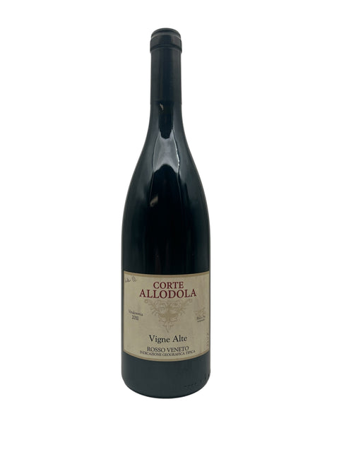 Flaske af Vigne Alte Corte Allodola 2011 italiensk rødvin