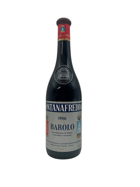 Flaske af Barolo Fontanafredda 1986 rødvin
