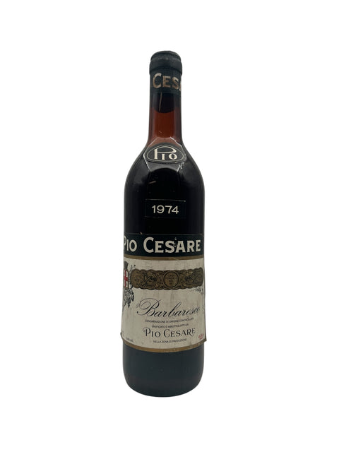 Flaske af Pio Cesare Barbaresco årgang 1974