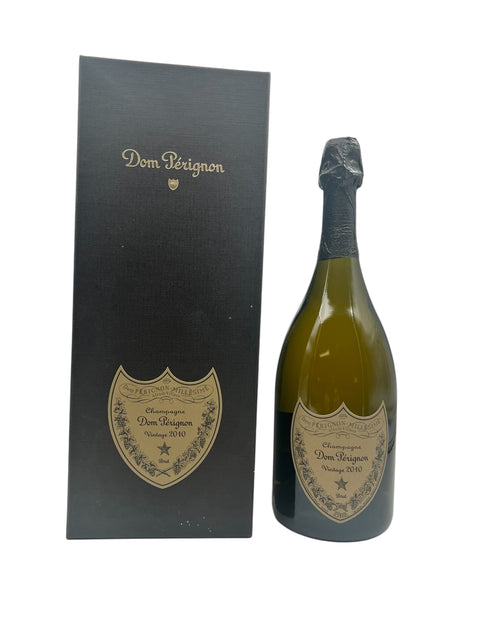Bottle of Dom Pérignon 2010 champagne with box