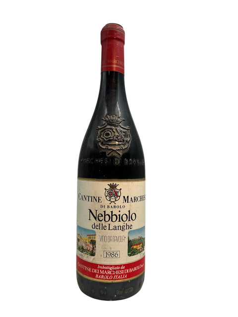 Flaske af Nebbiolo Cantine Marchesi di Barolo 1986