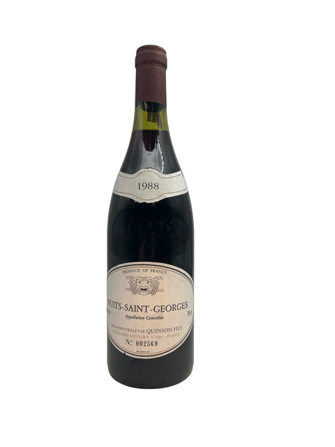 Flaske af Nuits-Saint-Georges Quinson Fils 1988 rødvin