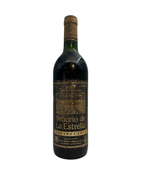 Bottle of Señorio de La Estrella Crianza 1991 red wine
