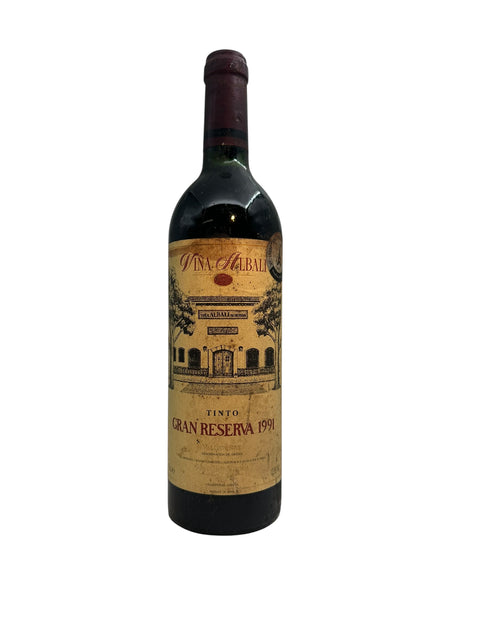 Bottle of Viña Albali Gran Reserva 1991 red wine