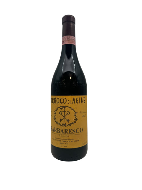 Flaske af Barbaresco Parroco di Neive 2017 rødvin